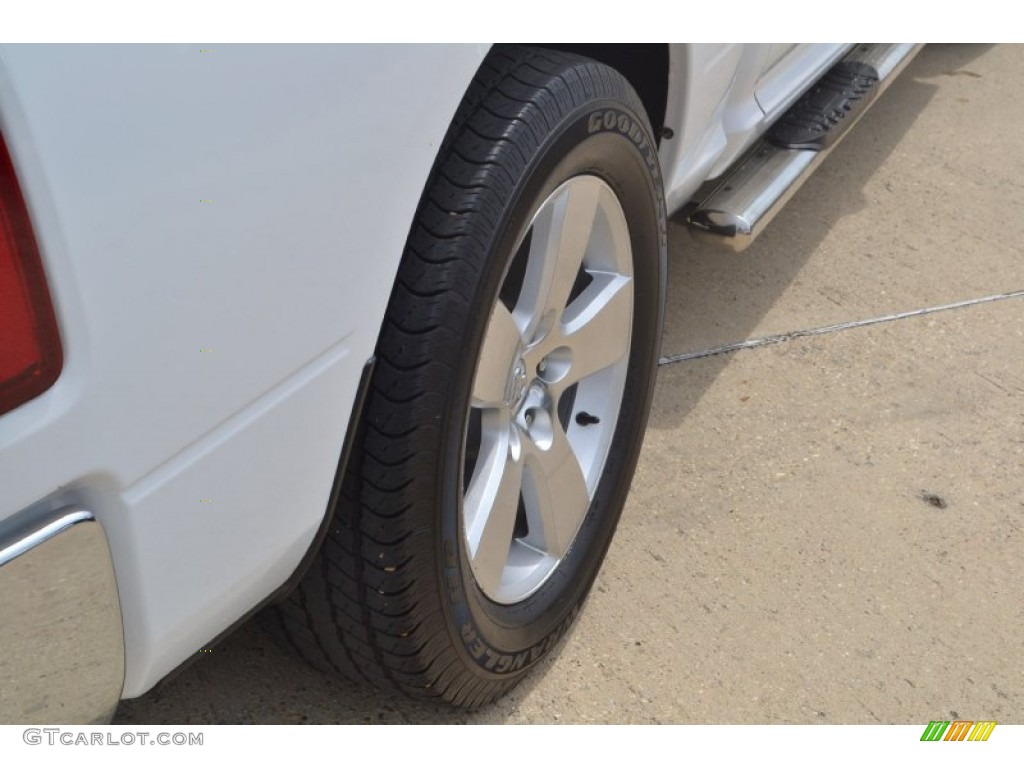 2011 Ram 1500 ST Crew Cab - Bright White / Dark Slate Gray/Medium Graystone photo #7