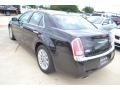 Gloss Black - 300 C Photo No. 3