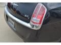 Gloss Black - 300 C Photo No. 6