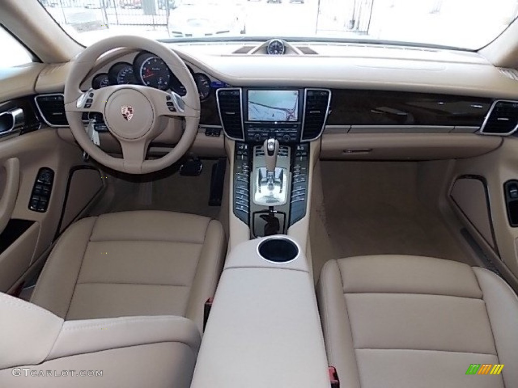 2010 Porsche Panamera Turbo Luxor Beige Dashboard Photo #83979750