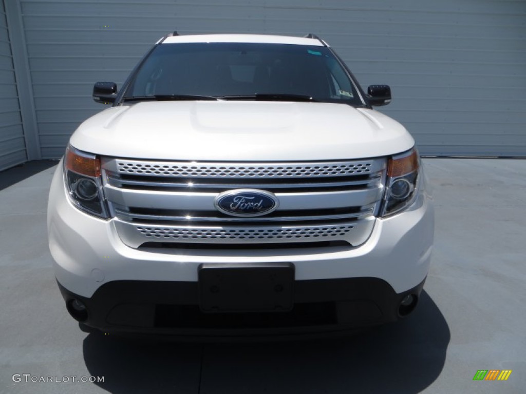 2014 Explorer XLT - White Platinum / Charcoal Black photo #11