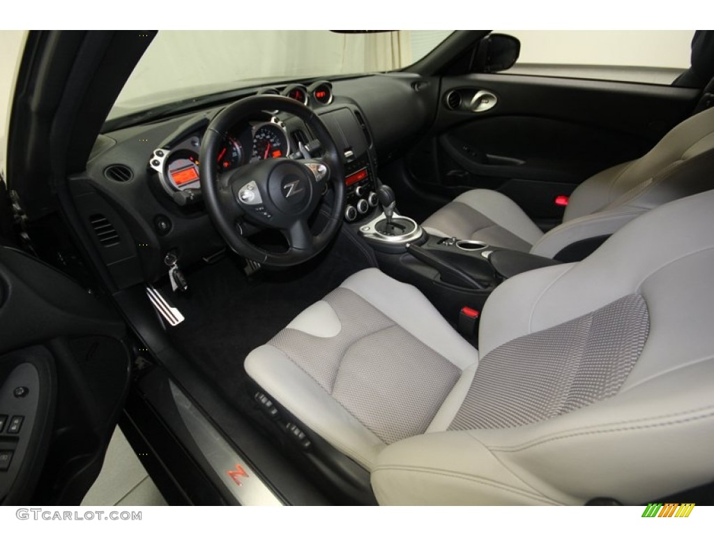 Gray Interior 2011 Nissan 370Z Touring Roadster Photo #83983317