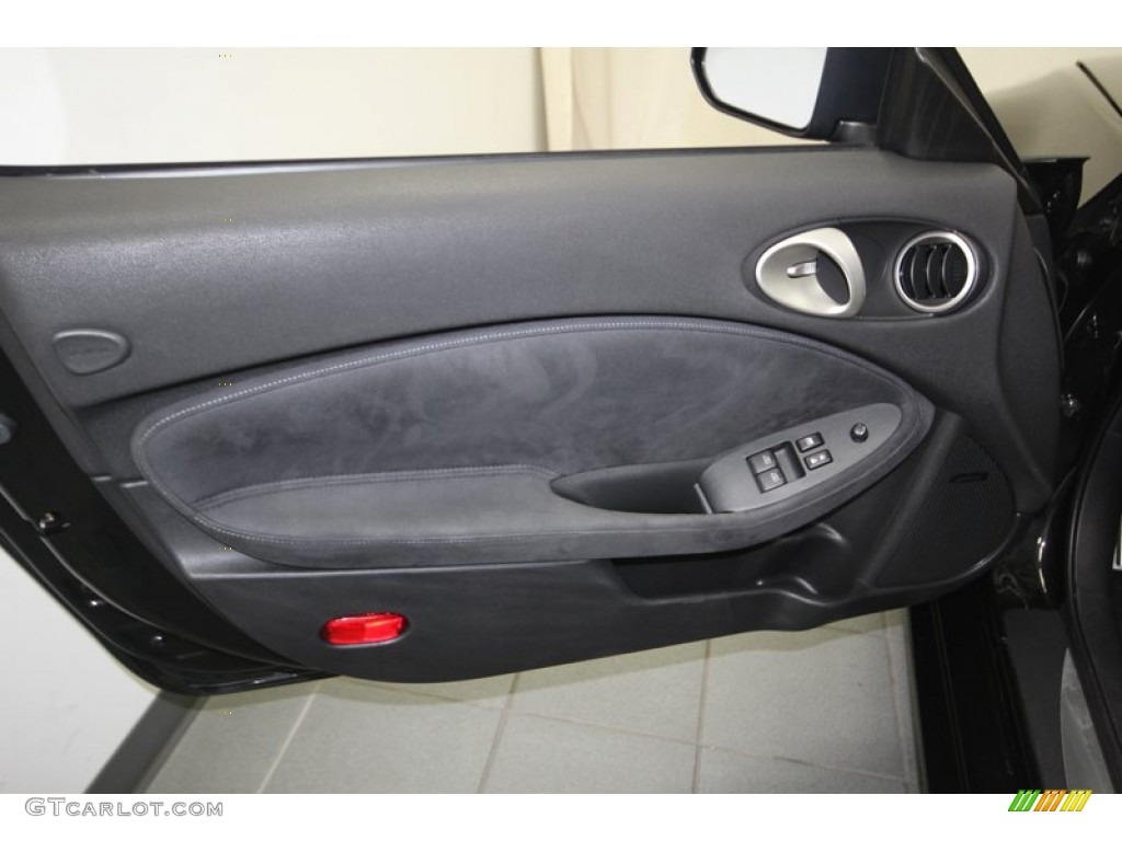 2011 Nissan 370Z Touring Roadster Door Panel Photos