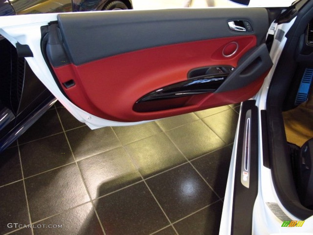 2014 Audi R8 Spyder V10 Red Door Panel Photo #83983797