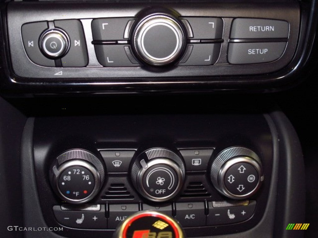 2014 Audi R8 Spyder V10 Controls Photo #83984058