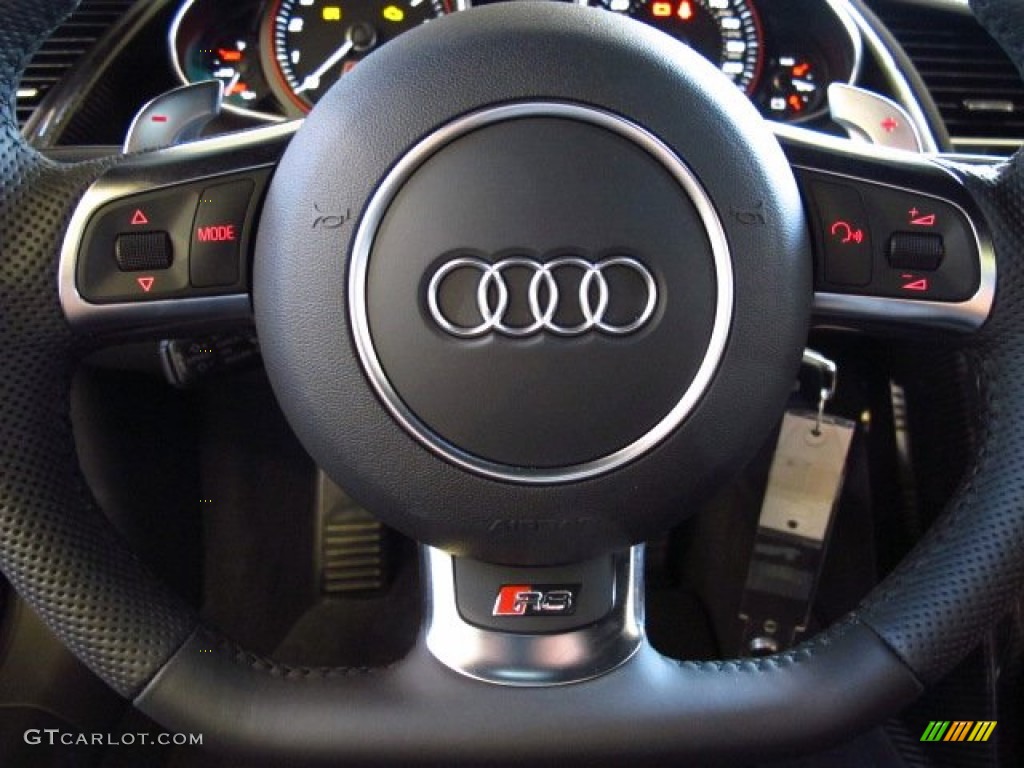 2014 Audi R8 Coupe V10 Controls Photo #83984448