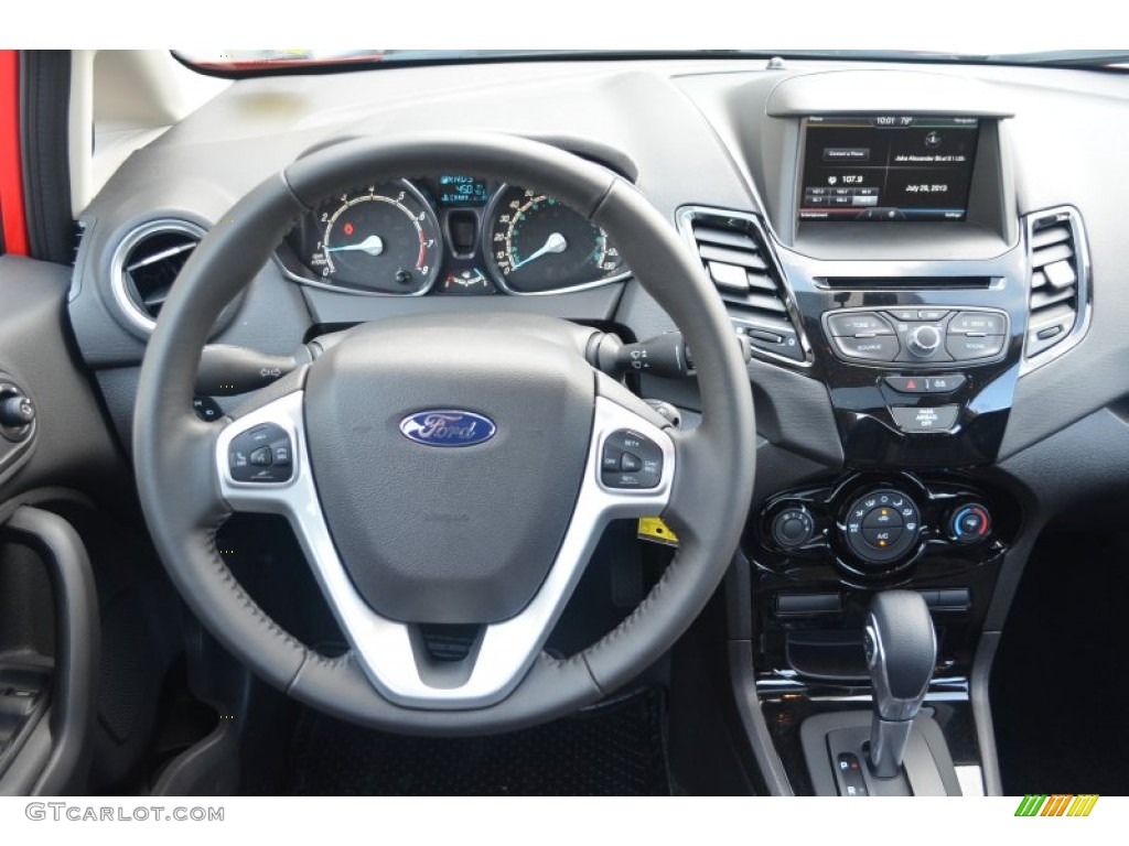 2014 Ford Fiesta SE Sedan Charcoal Black Dashboard Photo #83984619
