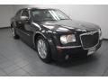 Brilliant Black - 300 C HEMI Photo No. 1