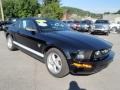 Black - Mustang V6 Coupe Photo No. 3