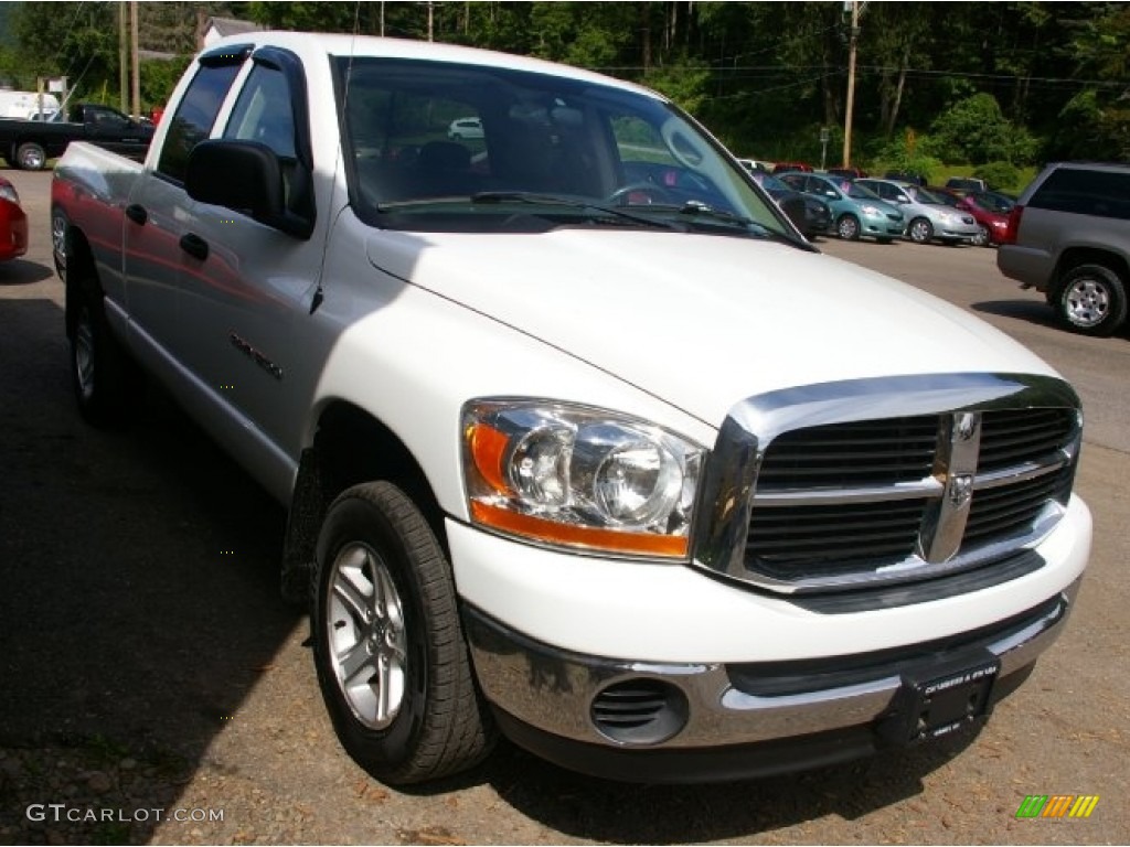 2006 Ram 1500 SLT Quad Cab 4x4 - Bright White / Medium Slate Gray photo #8