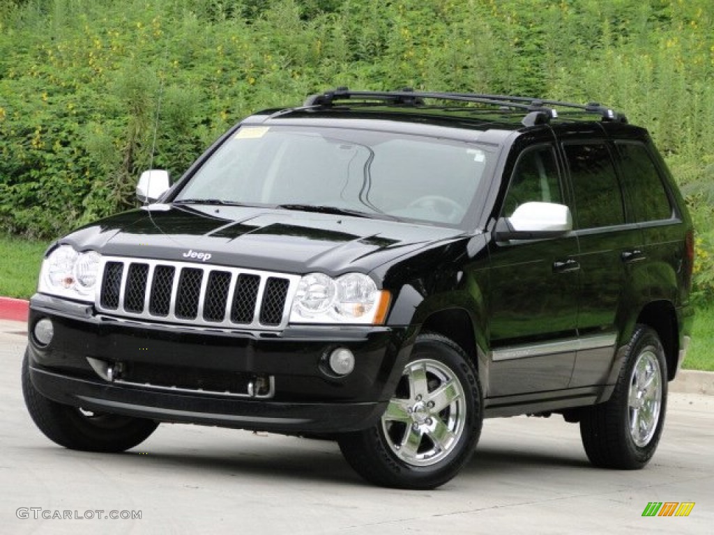 Black Jeep Grand Cherokee