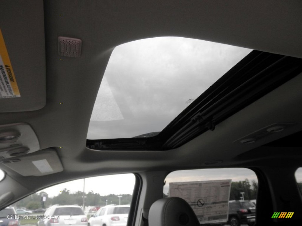 2014 GMC Acadia SLT Sunroof Photos