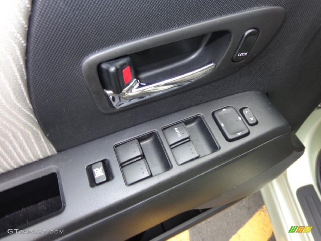 2008 Mazda MAZDA5 Sport Controls Photo #83998356