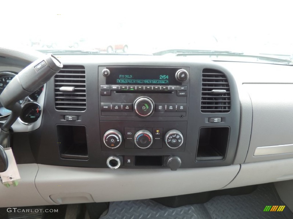 2008 Sierra 1500 SLE Crew Cab - Silver Birch Metallic / Light Titanium photo #15