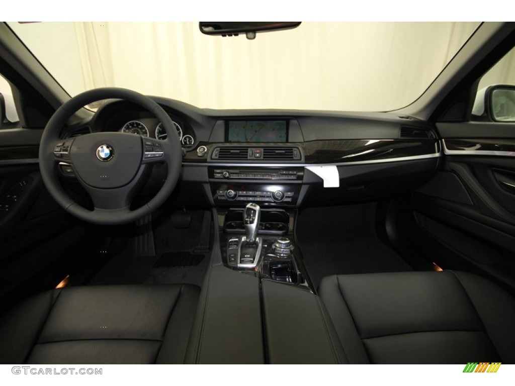 2013 5 Series 535i Sedan - Alpine White / Black photo #4