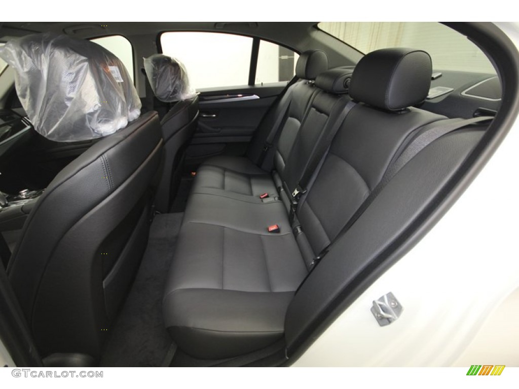 2013 BMW 5 Series 535i Sedan Rear Seat Photo #84003459