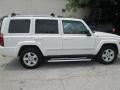 2008 Stone White Jeep Commander Limited  photo #3