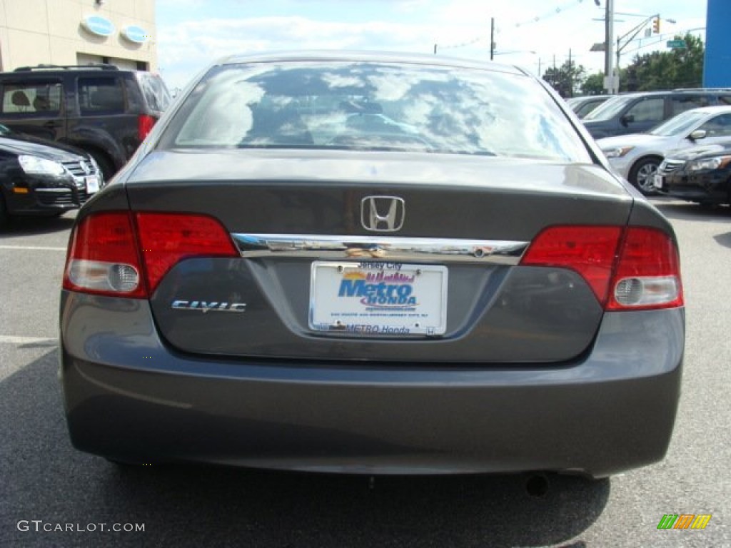 2010 Civic LX Sedan - Polished Metal Metallic / Gray photo #5