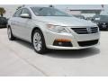 White Gold Metallic - CC Sport Photo No. 1