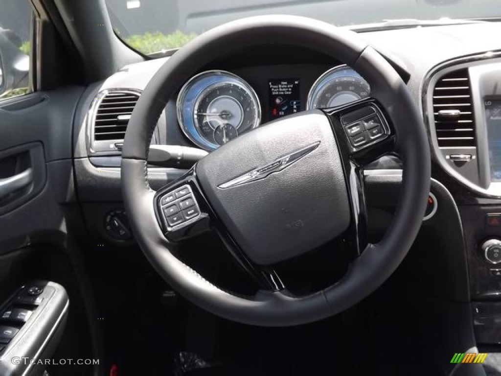 2013 Chrysler 300 Motown Motown Pearl/Black Steering Wheel Photo #84007773