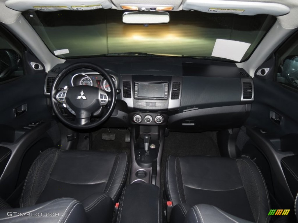 2008 Mitsubishi Outlander XLS Black Dashboard Photo #84008460