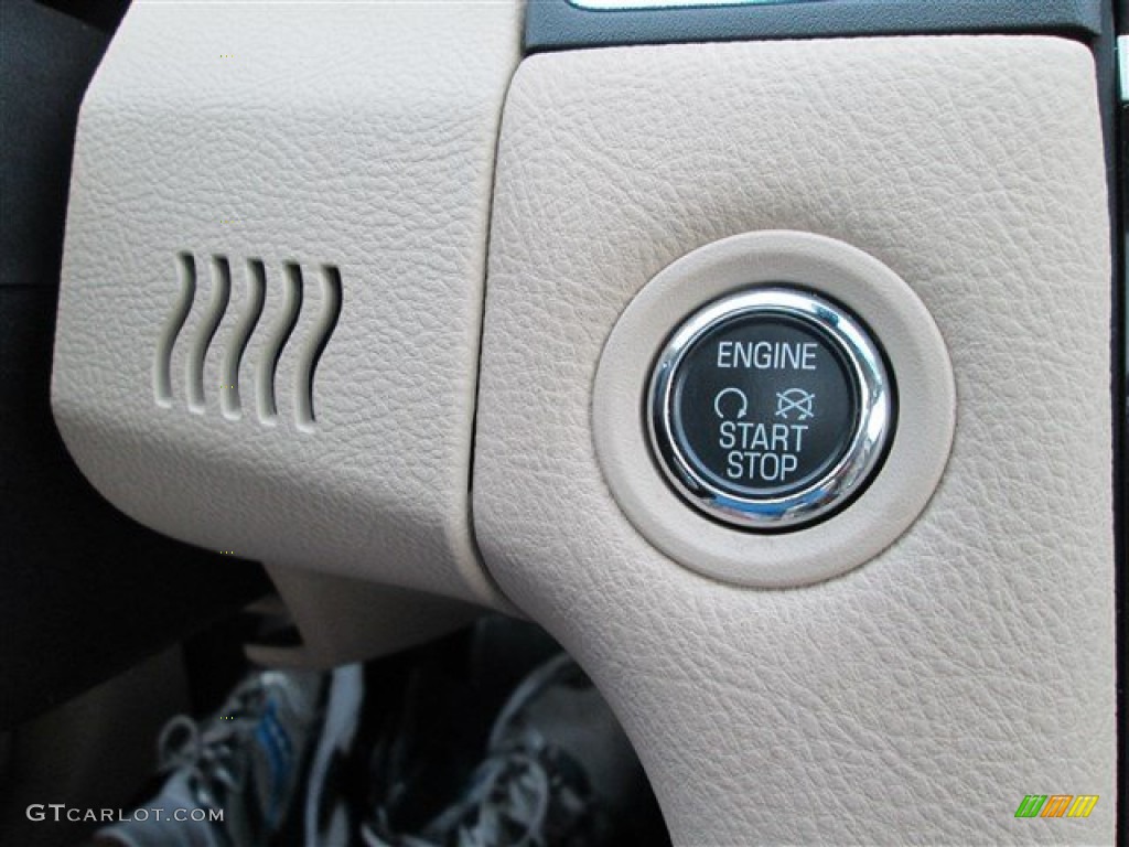 2013 Ford Taurus Limited AWD Controls Photo #84011154
