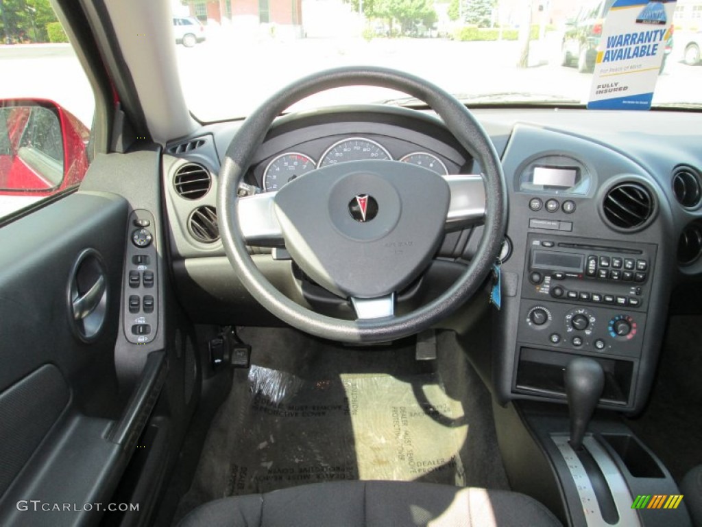 2008 Pontiac Grand Prix Sedan Ebony Dashboard Photo #84011817
