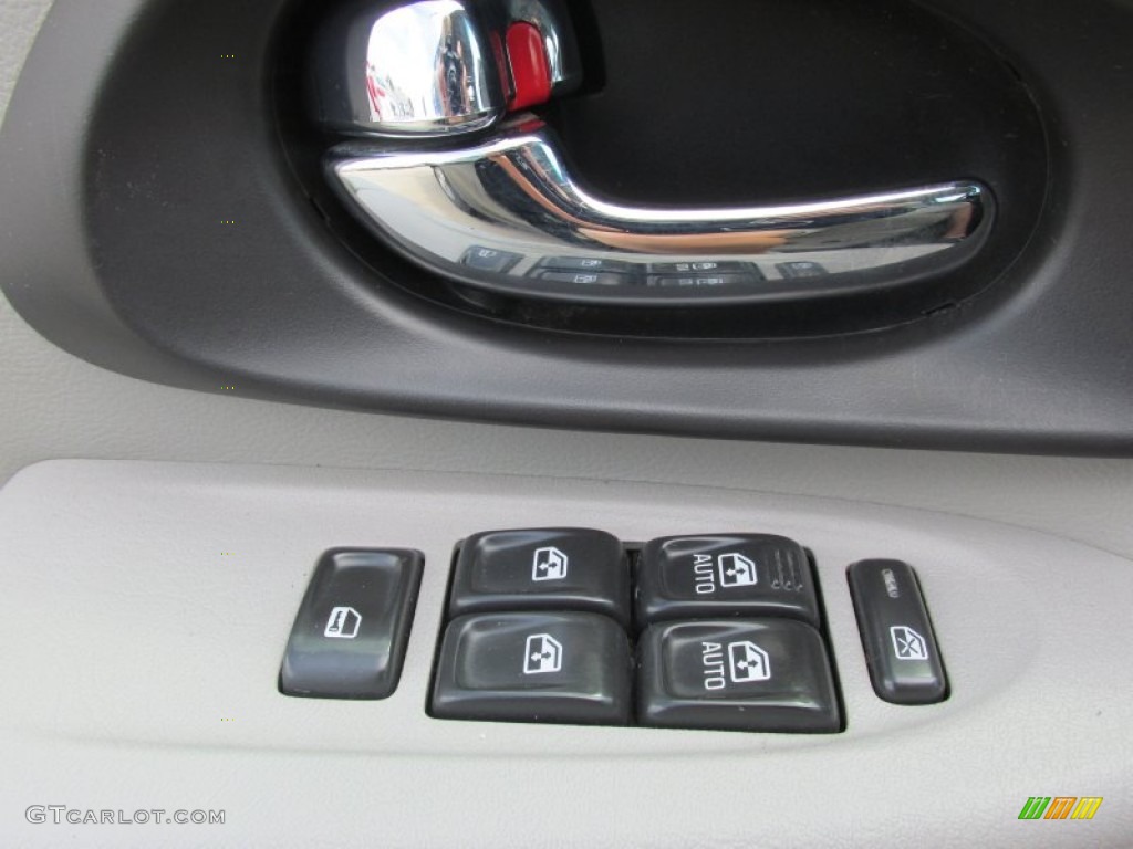 2005 TrailBlazer LS 4x4 - Emerald Jewel Green Metallic / Light Gray photo #15