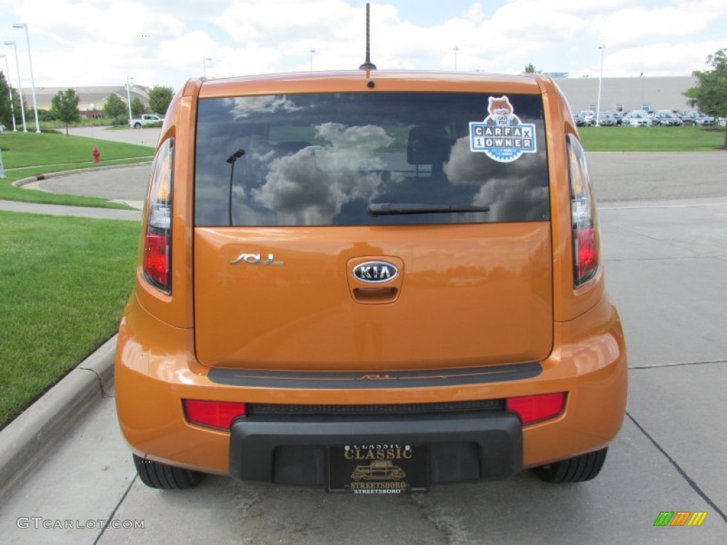 2011 Soul + - Ignition Orange / Black Soul Logo Cloth photo #4