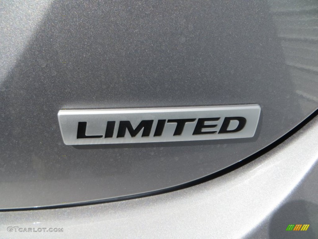 2013 Elantra Limited - Titanium Gray Metallic / Gray photo #14