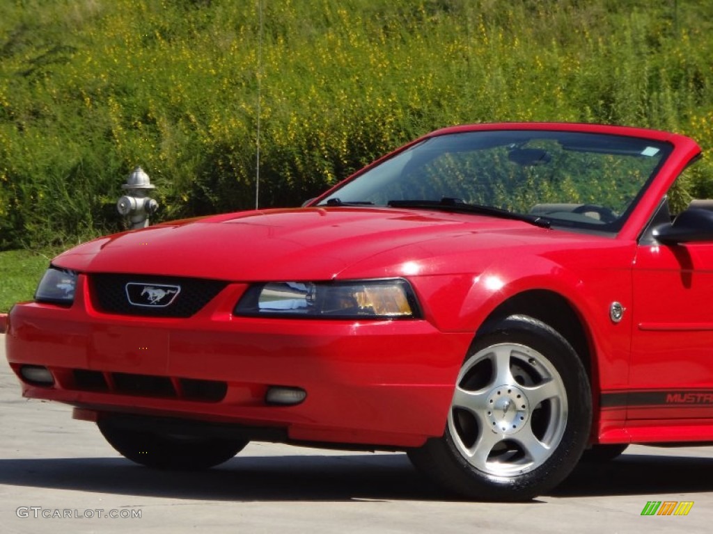2004 Mustang V6 Convertible - Torch Red / Medium Parchment photo #35