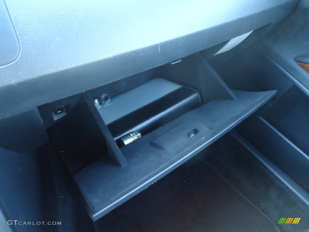 2004 Maxima 3.5 SL - Red Opulence / Black photo #29