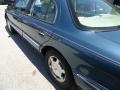 2001 Pearl Blue Metallic Lincoln Continental   photo #32