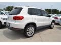 Candy White - Tiguan SE Photo No. 2