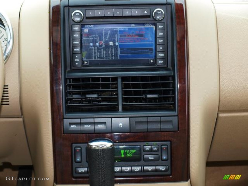 2010 Ford Explorer Limited Controls Photos