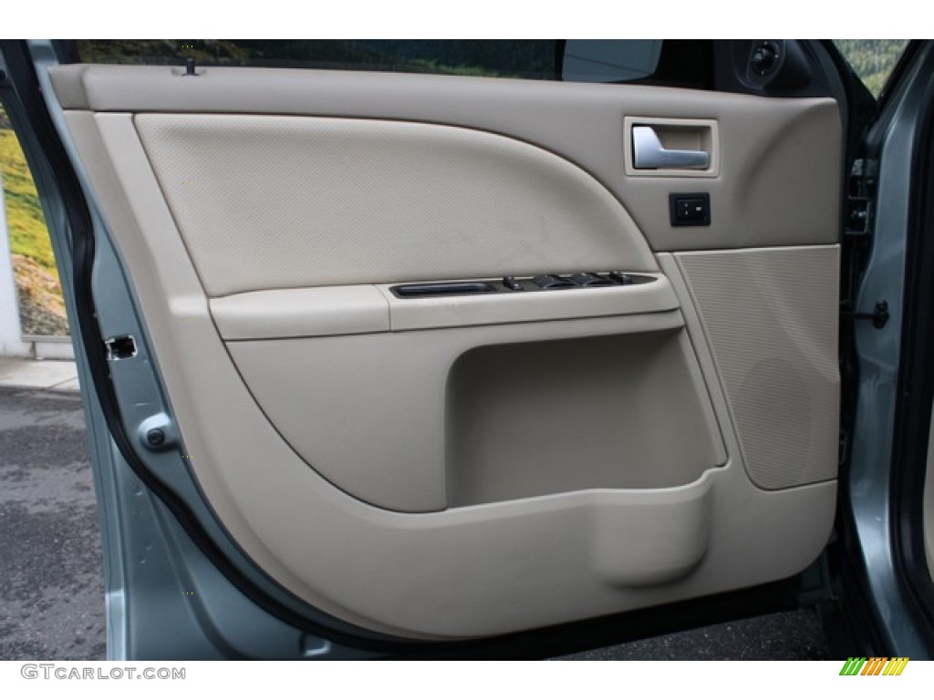 2005 Montego Premier - Light Tundra Metallic / Shale photo #21