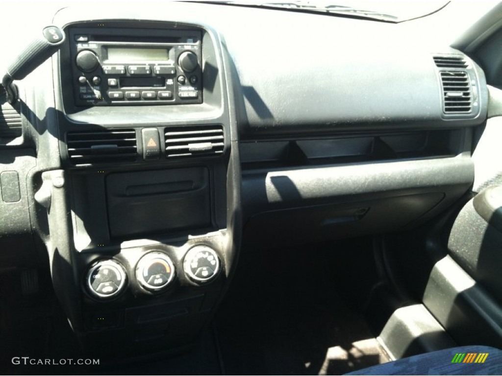 2003 CR-V LX - Satin Silver Metallic / Black photo #11