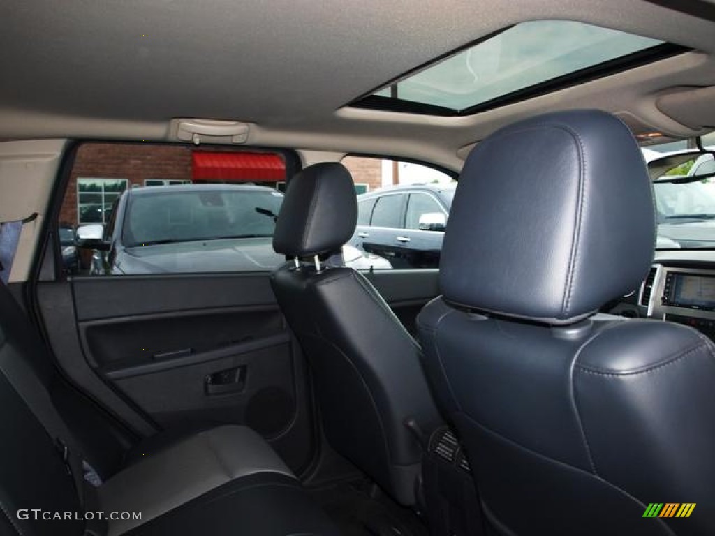 2008 Grand Cherokee Laredo 4x4 - Olive Green Metallic / Dark Slate Gray photo #9