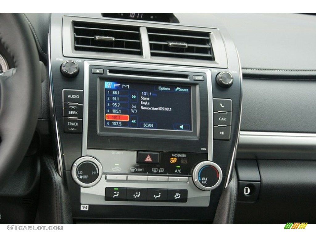 2013 Camry SE - Magnetic Gray Metallic / Black photo #6