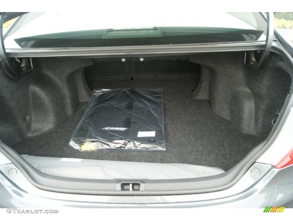 2013 Camry SE - Magnetic Gray Metallic / Black photo #8