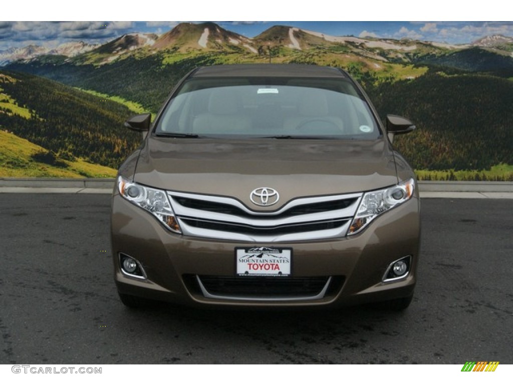 2013 Venza LE AWD - Golden Umber Metallic / Ivory photo #3