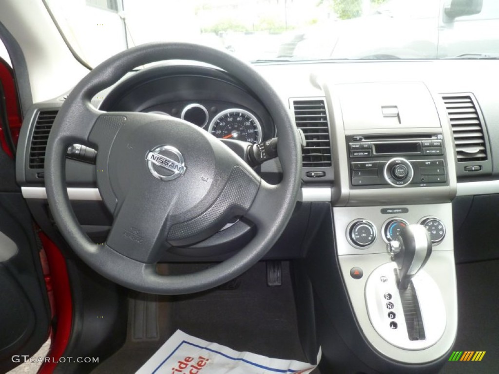 2010 Sentra 2.0 - Red Brick Metallic / Charcoal photo #10