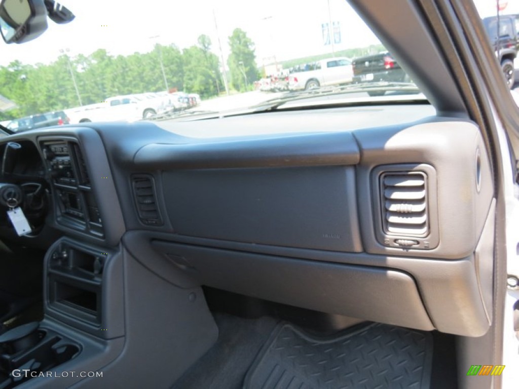 2004 Silverado 1500 LT Extended Cab - Summit White / Dark Charcoal photo #19