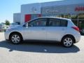 Brilliant Silver - Versa 1.8 SL Hatchback Photo No. 2