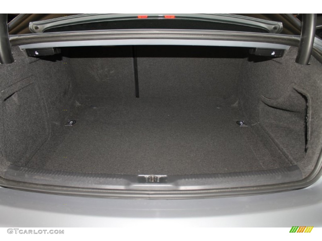 2010 Audi A5 2.0T quattro Coupe Trunk Photo #84031335