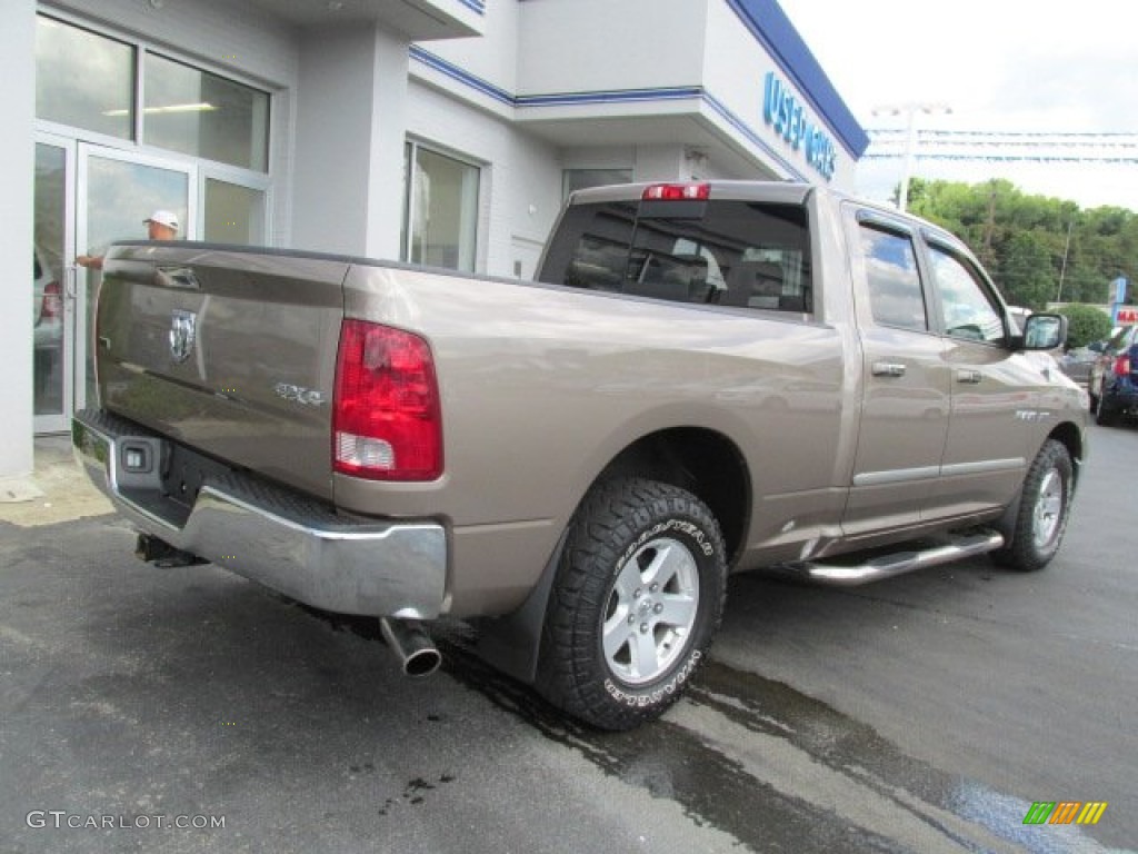 2010 Ram 1500 SLT Quad Cab 4x4 - Austin Tan Pearl / Light Pebble Beige/Bark Brown photo #10