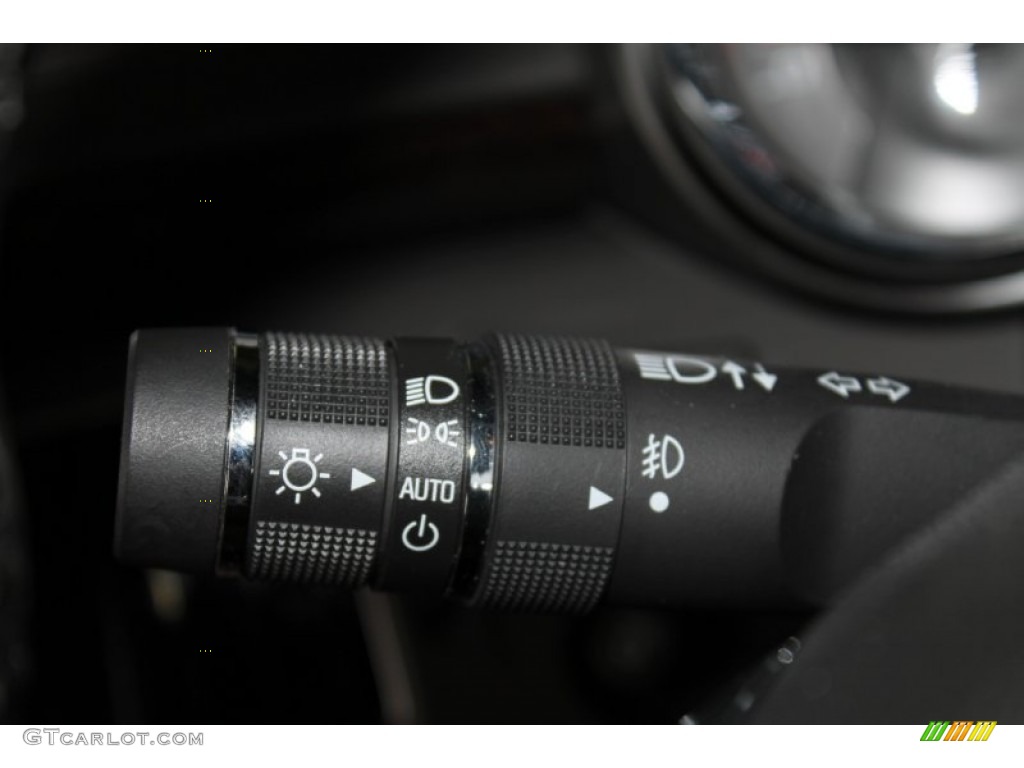 2012 Cadillac CTS -V Coupe Controls Photo #84032661