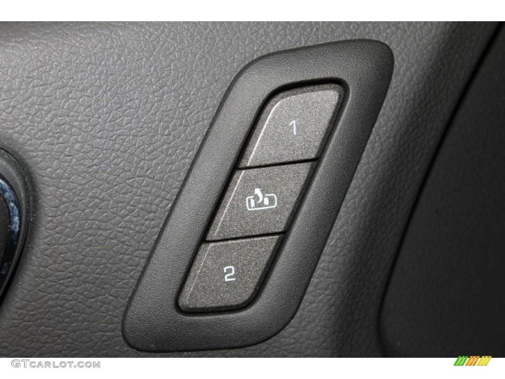 2012 Cadillac CTS -V Coupe Controls Photo #84032694