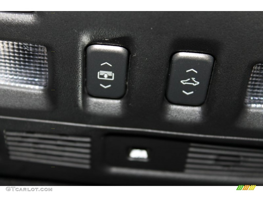 2012 Cadillac CTS -V Coupe Controls Photo #84032775