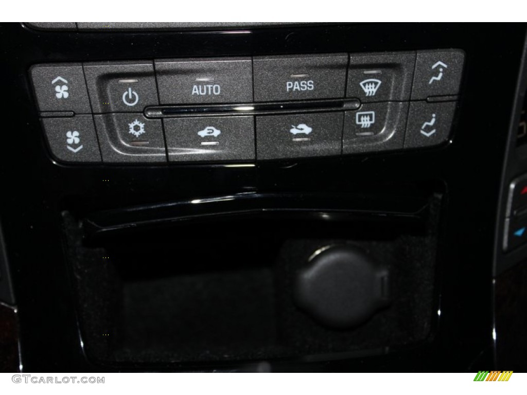 2012 Cadillac CTS -V Coupe Controls Photo #84032904